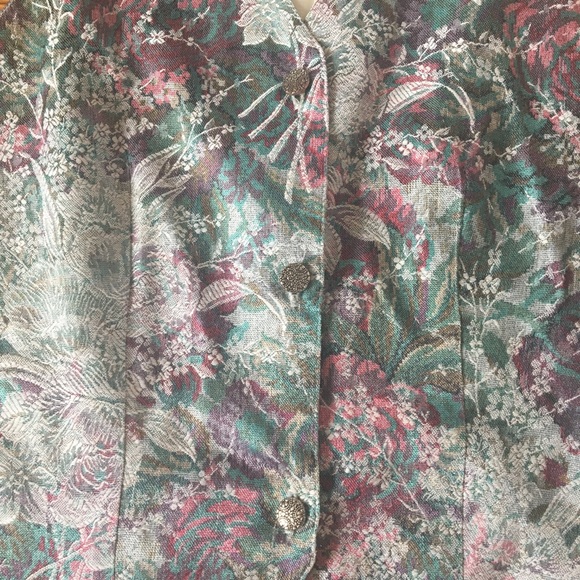 Beautiful Vintage Button Up Vest Size Small - Picture 2 of 4